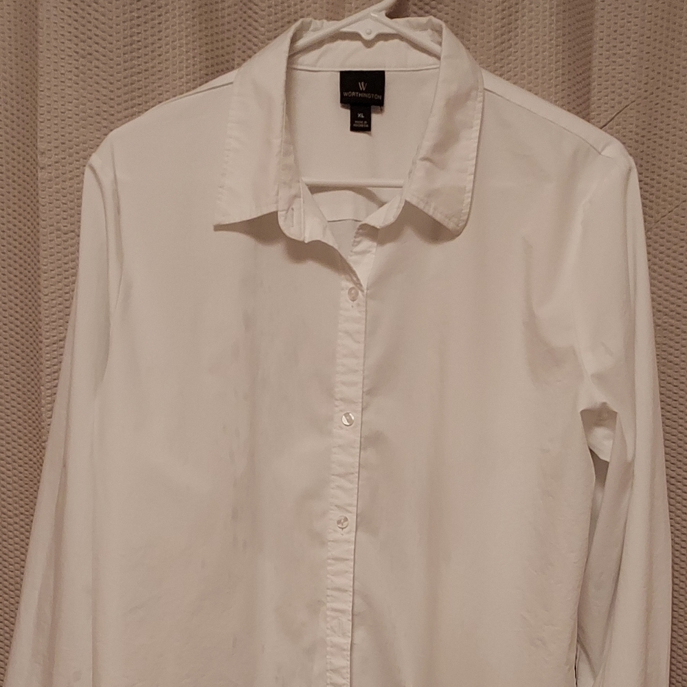 Worthington white button down blouse